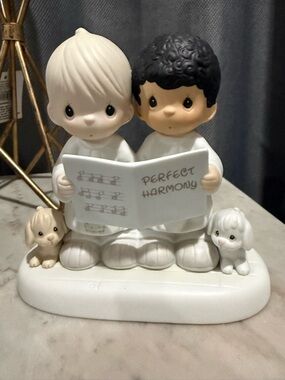 Precious Moments Perfect Harmony Figurine #521914 Two Boys Singing In Choir NIB